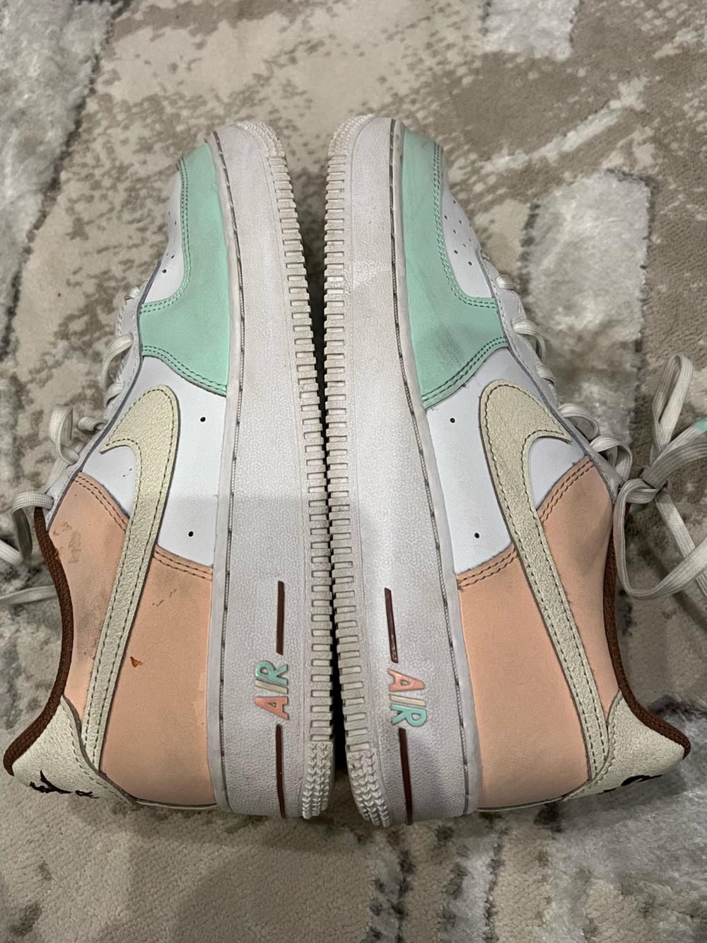 Nike Air Force 1 Low LV8 "Ice Cream" kids' edition - 6Y